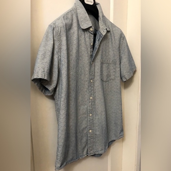 J. CREW MERCANTILE MEN’S COTTON CHAMBRAY SHORT SLEEVE SHIRT - Picture 2 of 13